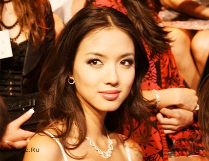 Мисс Мира 2007 Чжан Цзылинь